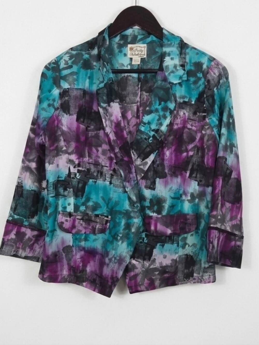 Pretty‎ Rebellious printed blouse